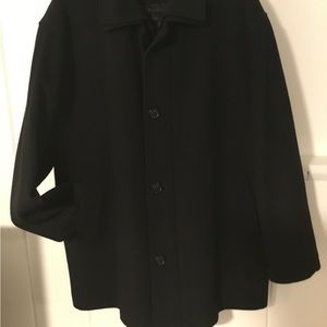 Men’s LG Jones NY black 80% wool insulated overcoat/pea coat